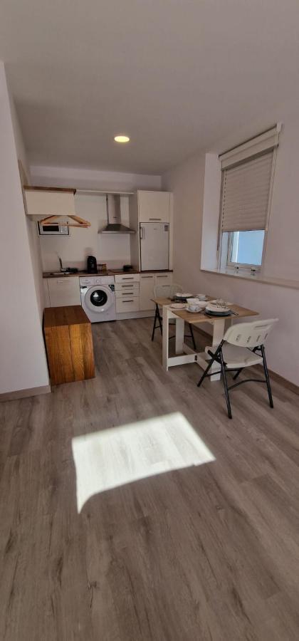 Estudios En Plaza Cabo Da Vila Centro Muxía Kültér fotó